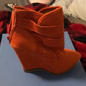 Orange wedges